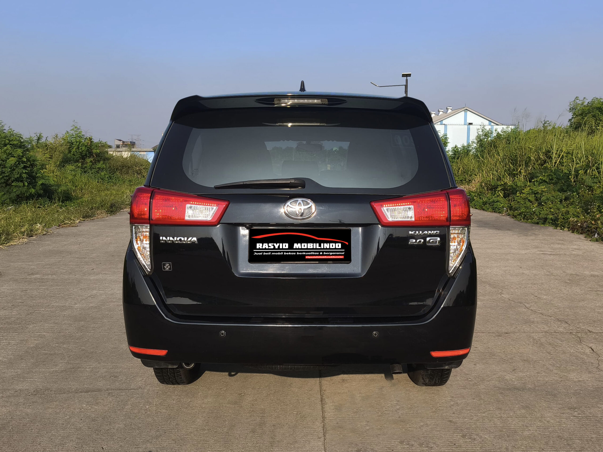 Toyota Innova Reborn G 2021 M/T - Image 5
