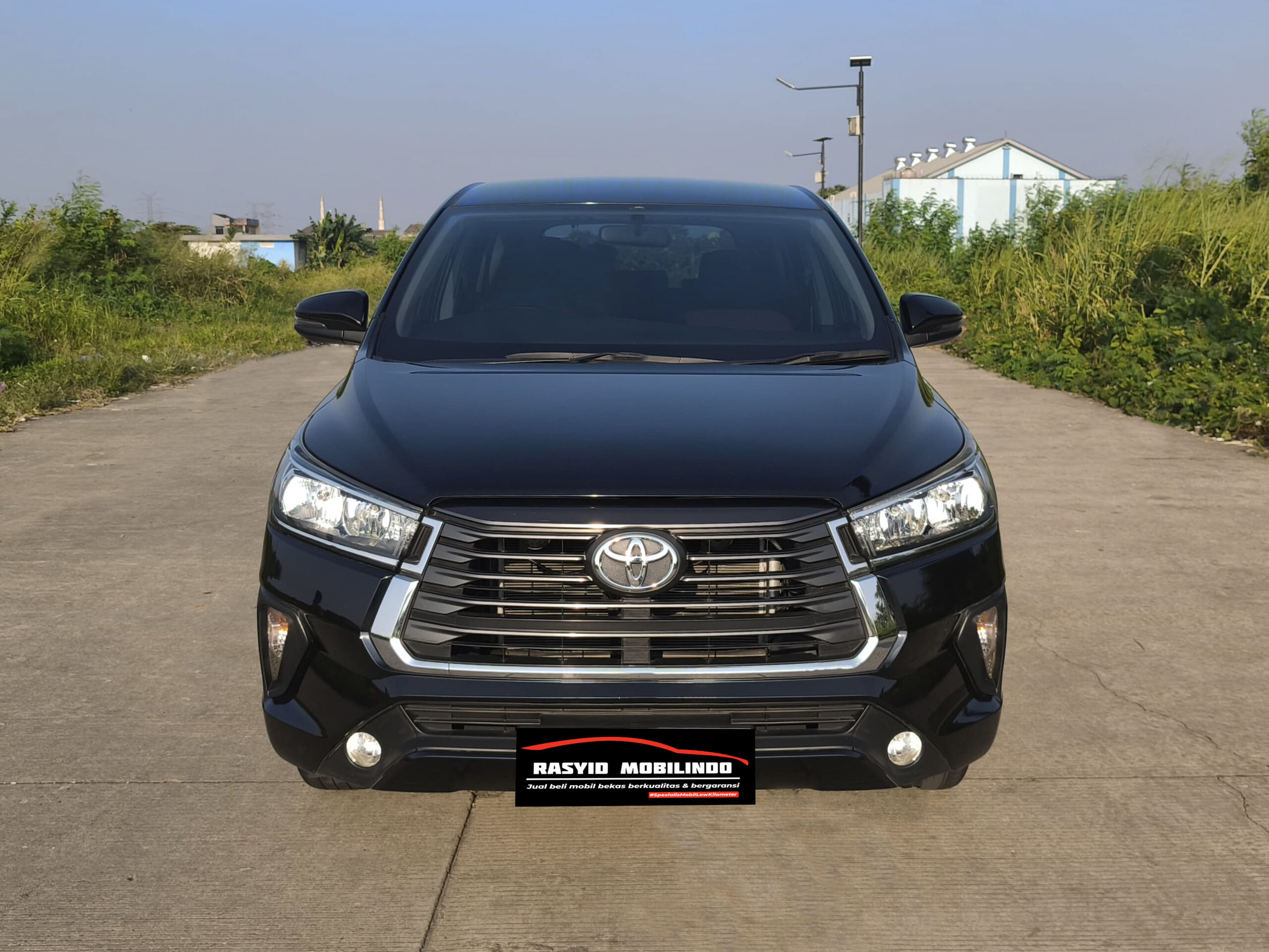 Toyota Innova Reborn G 2021 M/T - Image 2
