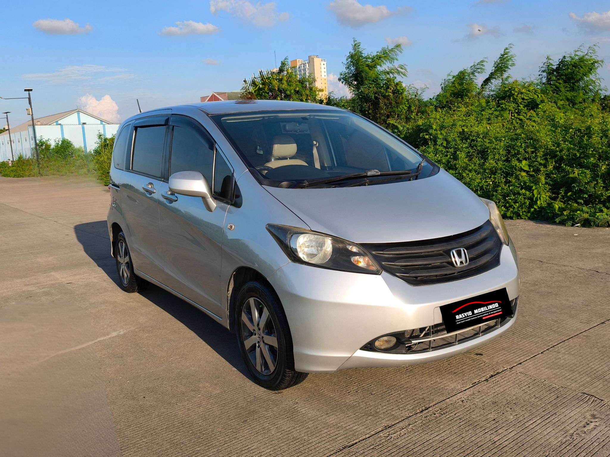 Honda Freed SD 2012 A/T - Image 3