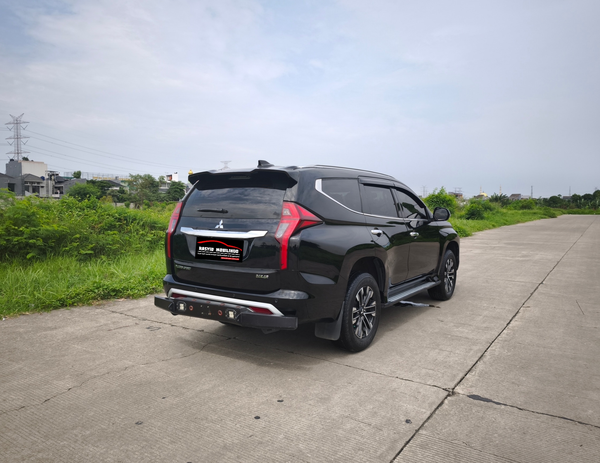 Pajero Sport Dakar 2022 A/T - Image 5