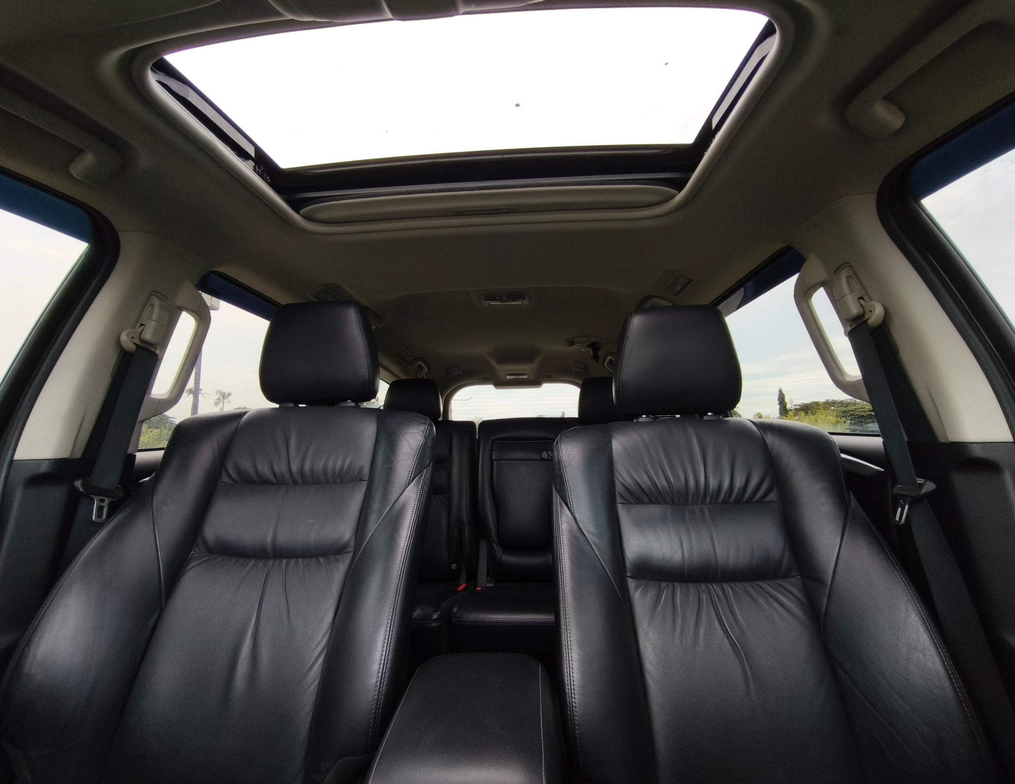 Pajero Sport Dakar 2022 A/T - Image 11