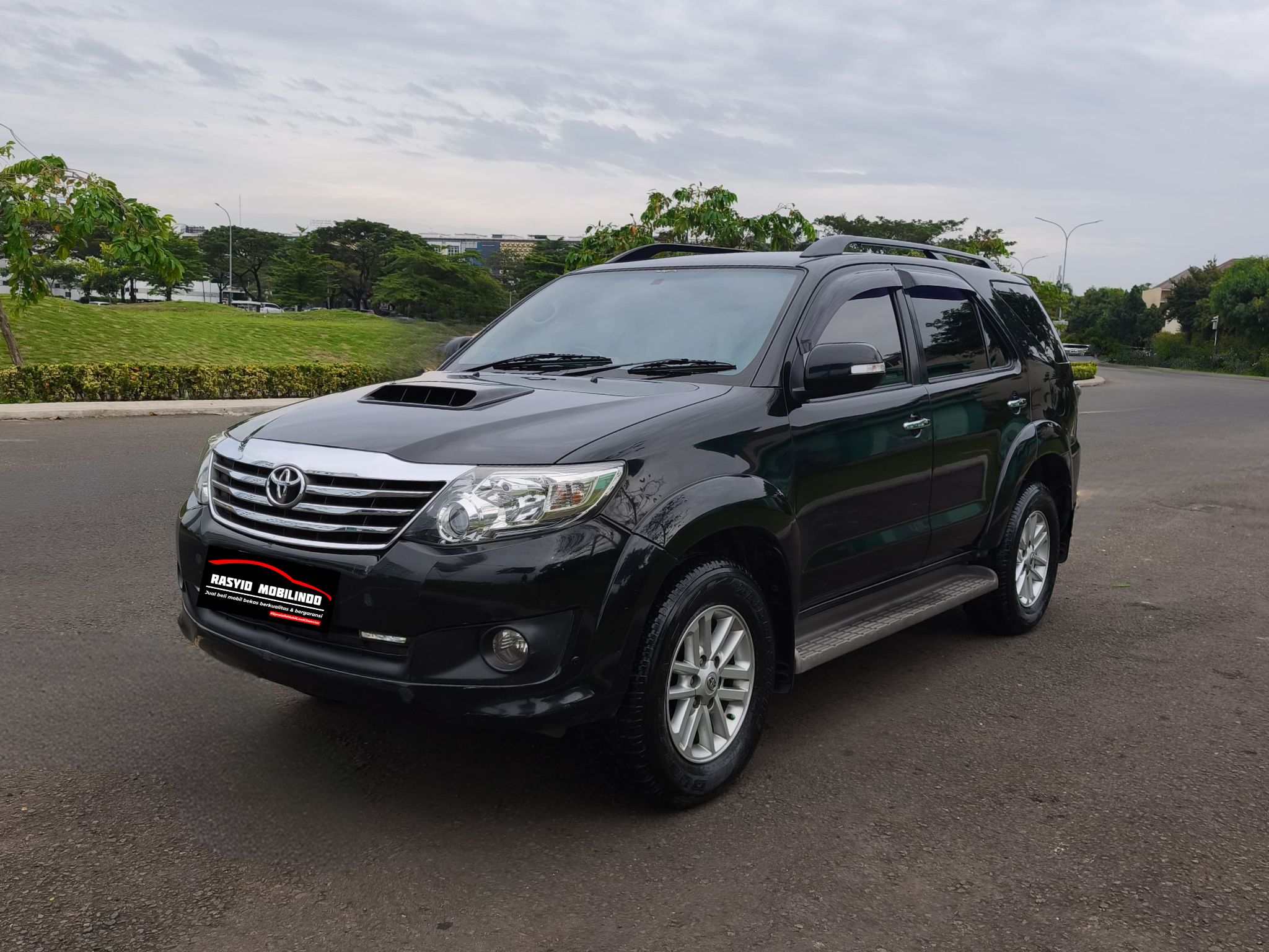 Toyota Fortuner G VNT TRD AT 2014