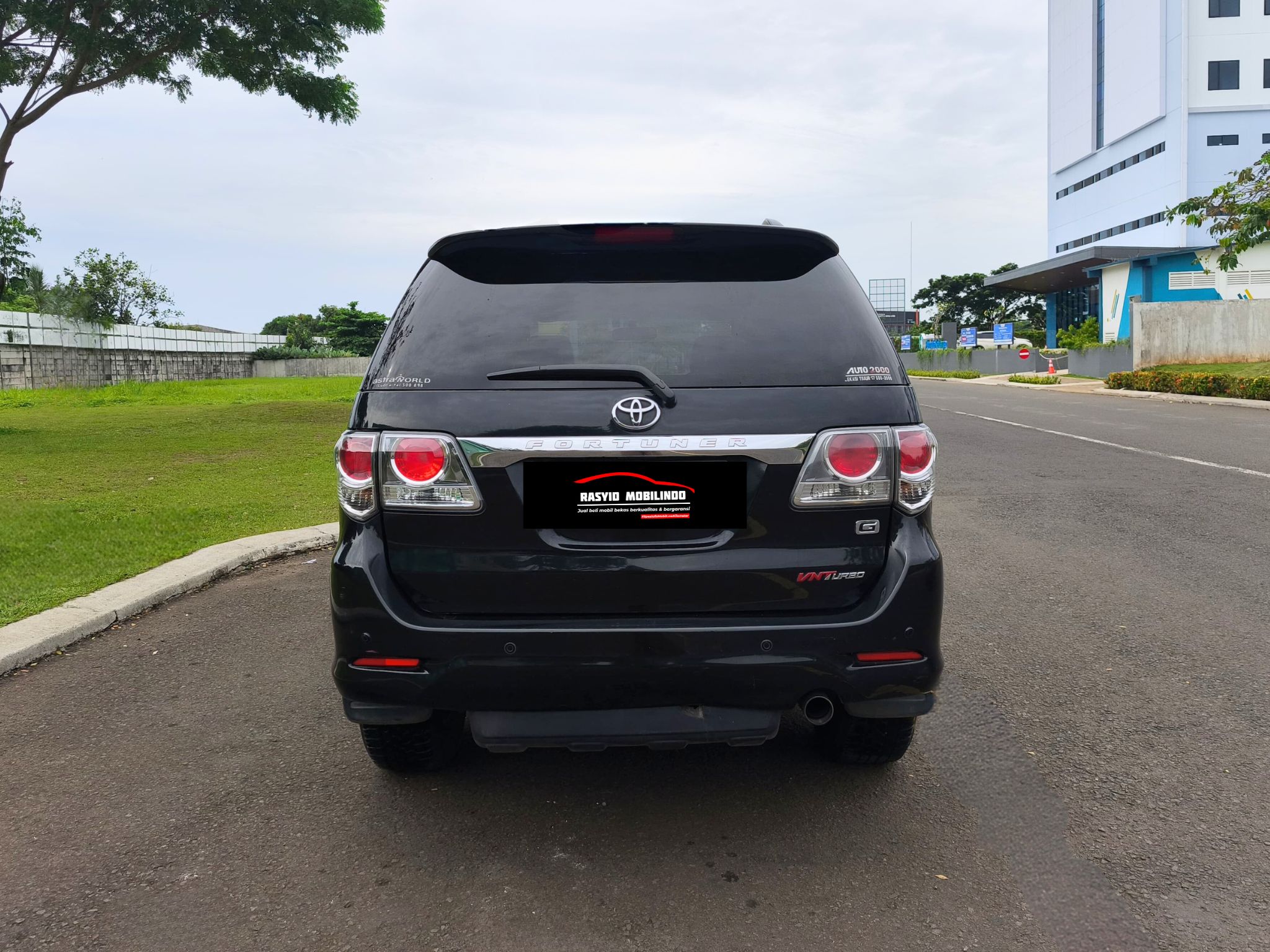 Toyota Fortuner G VNT TRD AT 2014 - Image 6