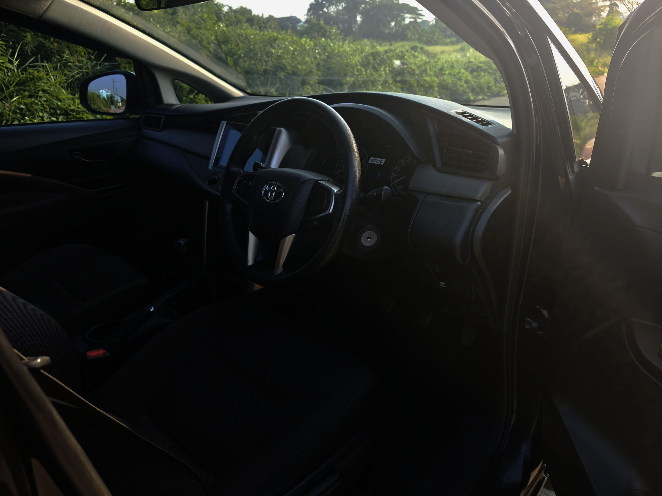 Toyota Innova Reborn G 2021 M/T - Image 9