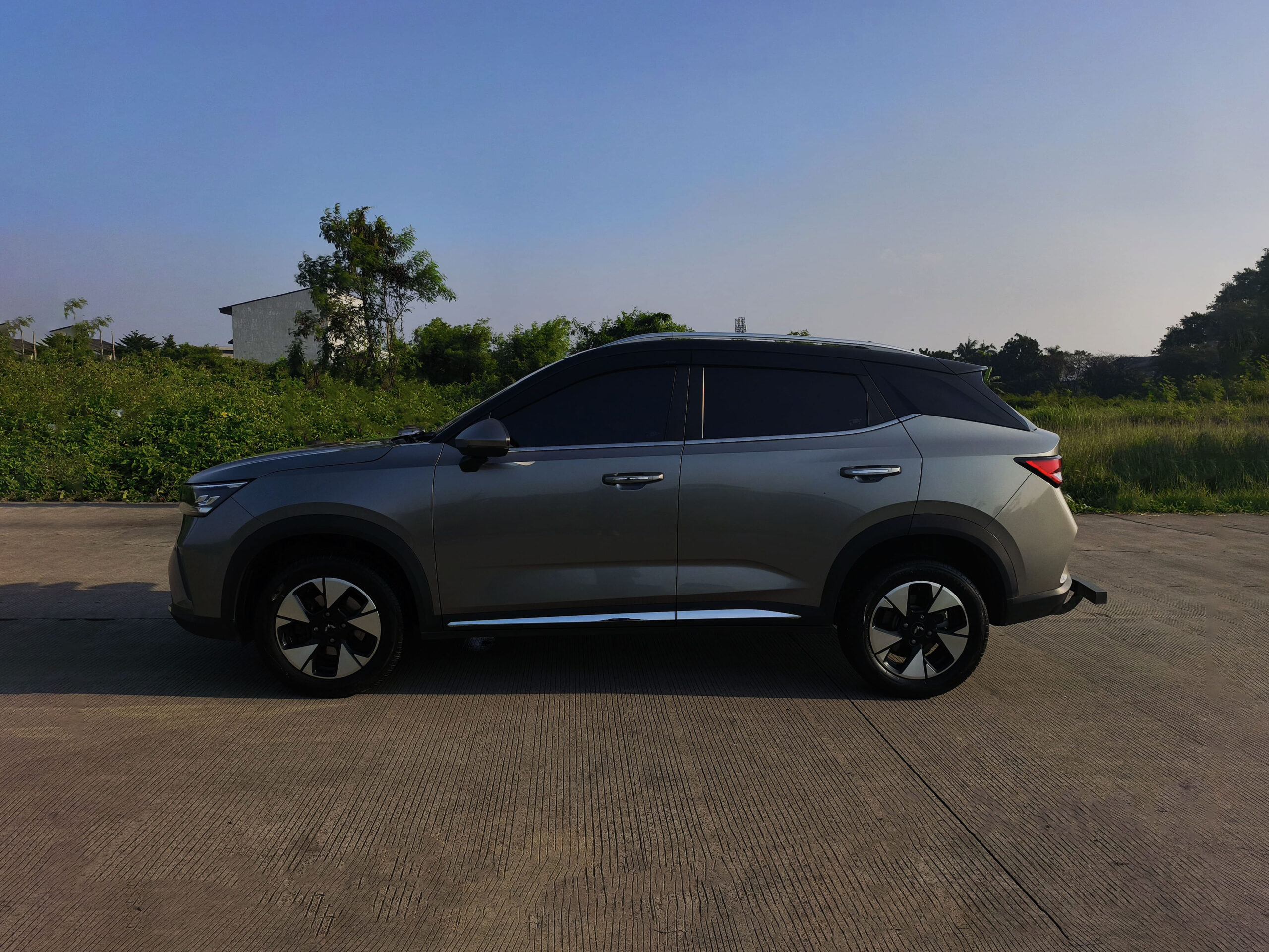 Wuling Alvez EX CVT 2023 - Image 8