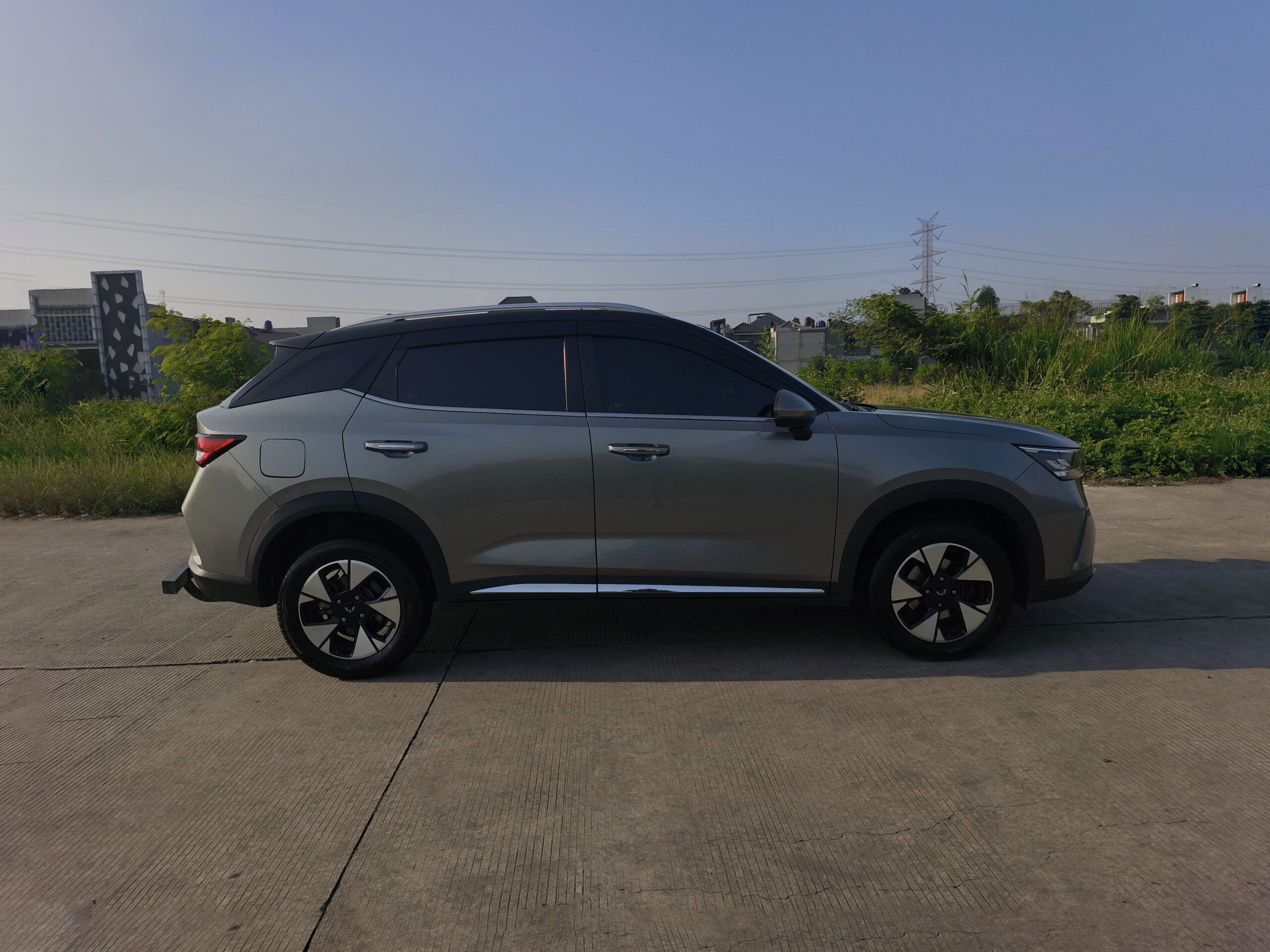 Wuling Alvez EX CVT 2023 - Image 10