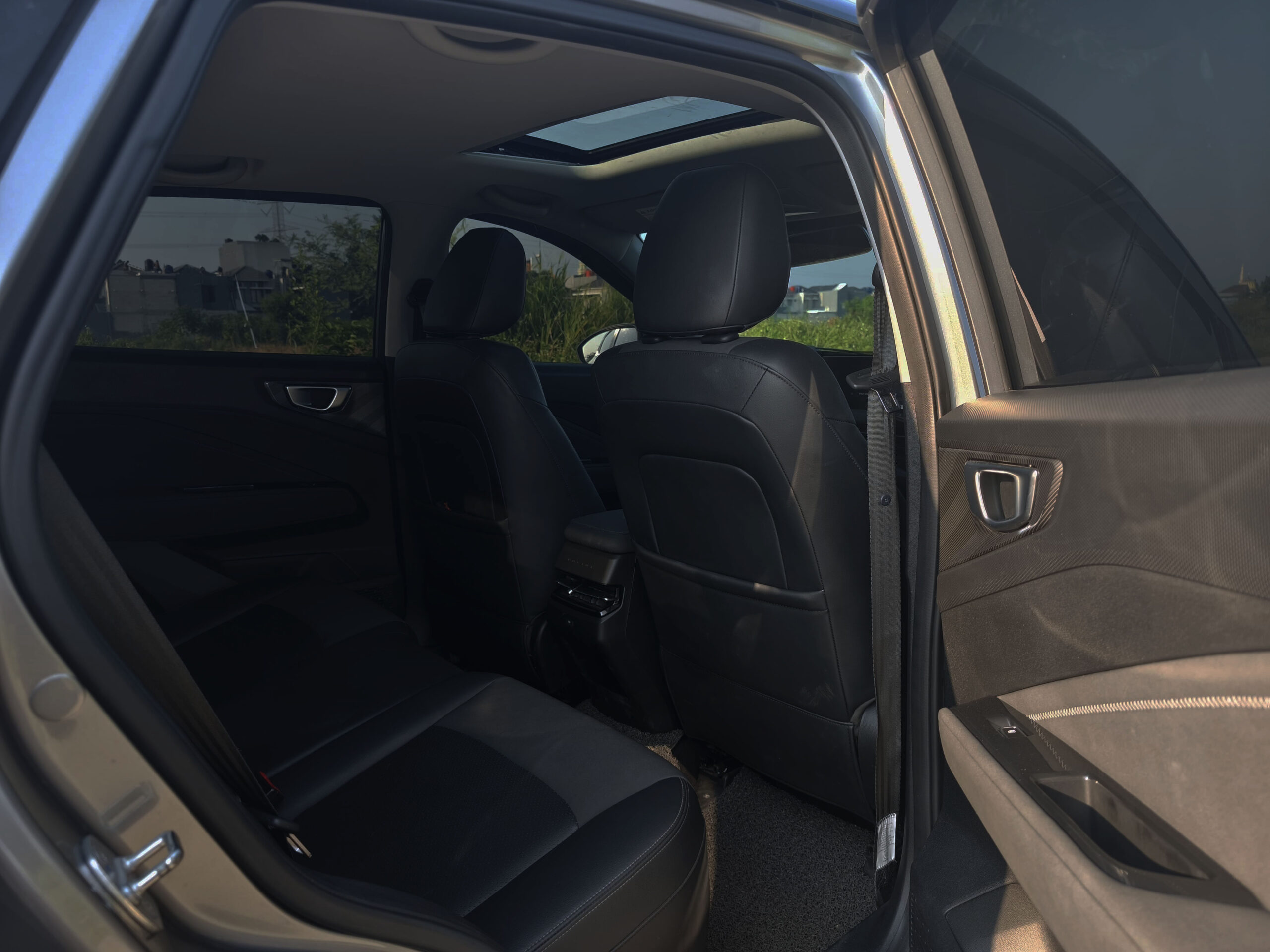 Wuling Alvez EX CVT 2023 - Image 12