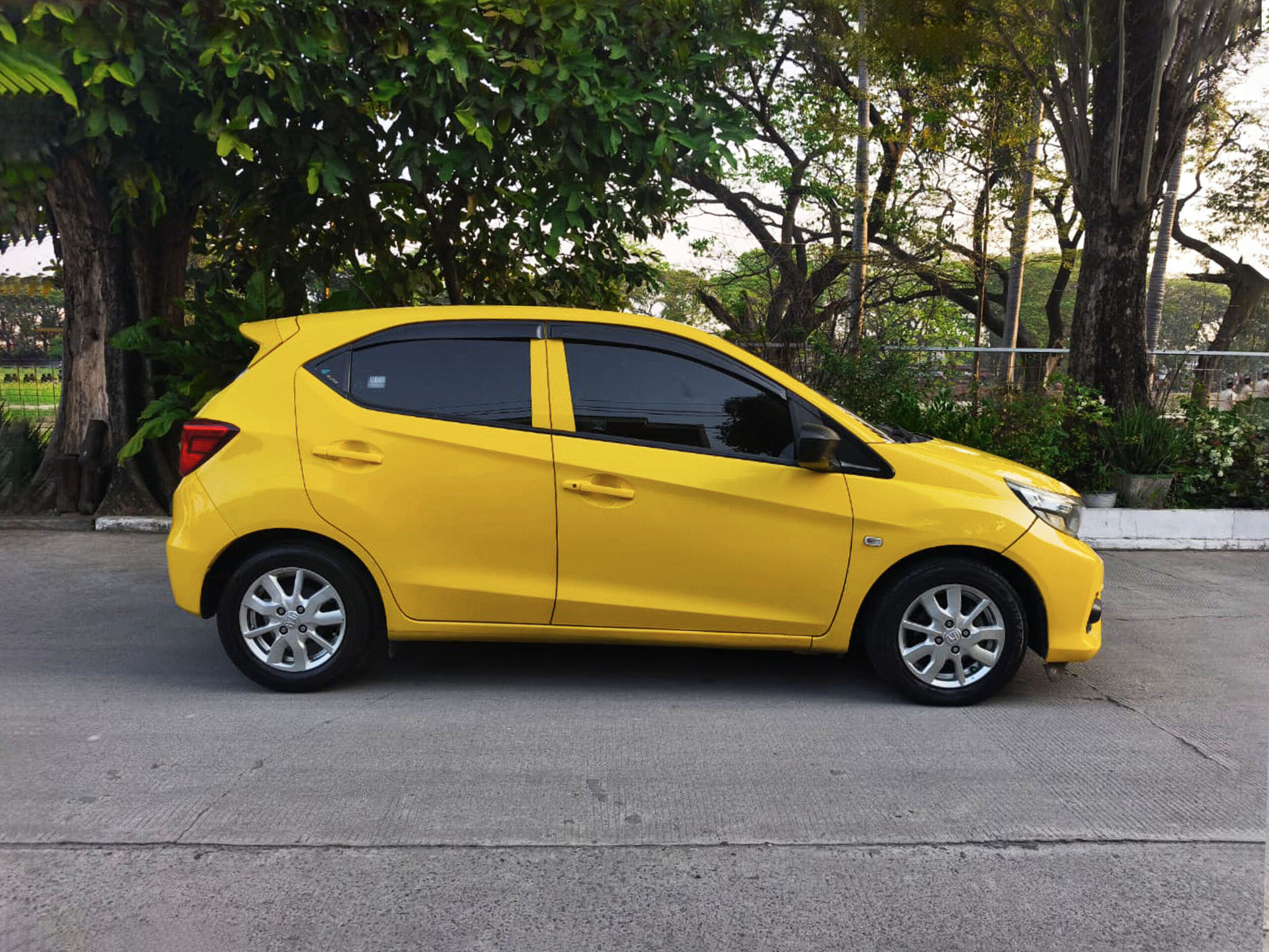 Honda Brio E 2018 M/T - Image 7