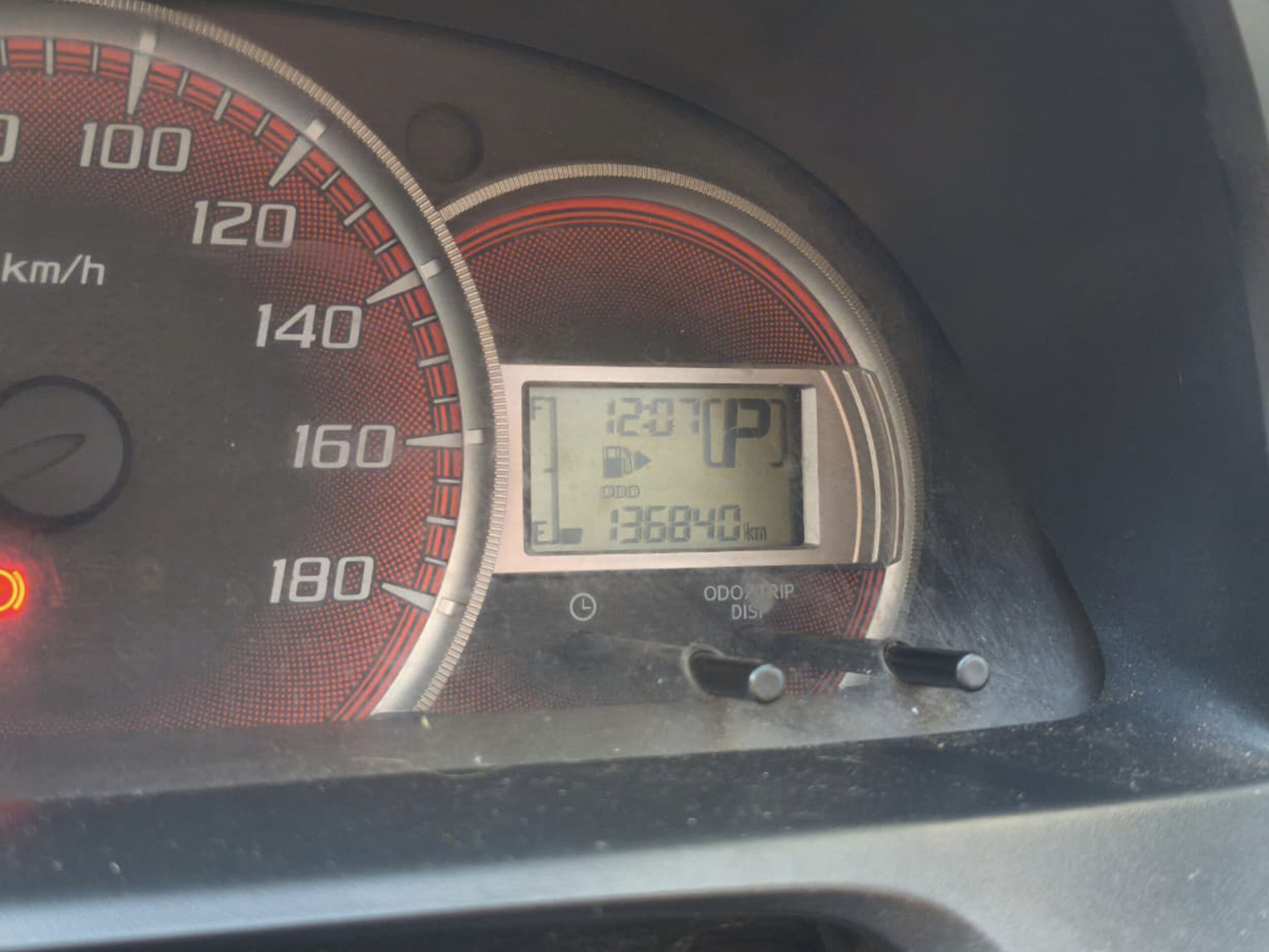 Toyota Avanza Veloz 2012 A/T - Image 12