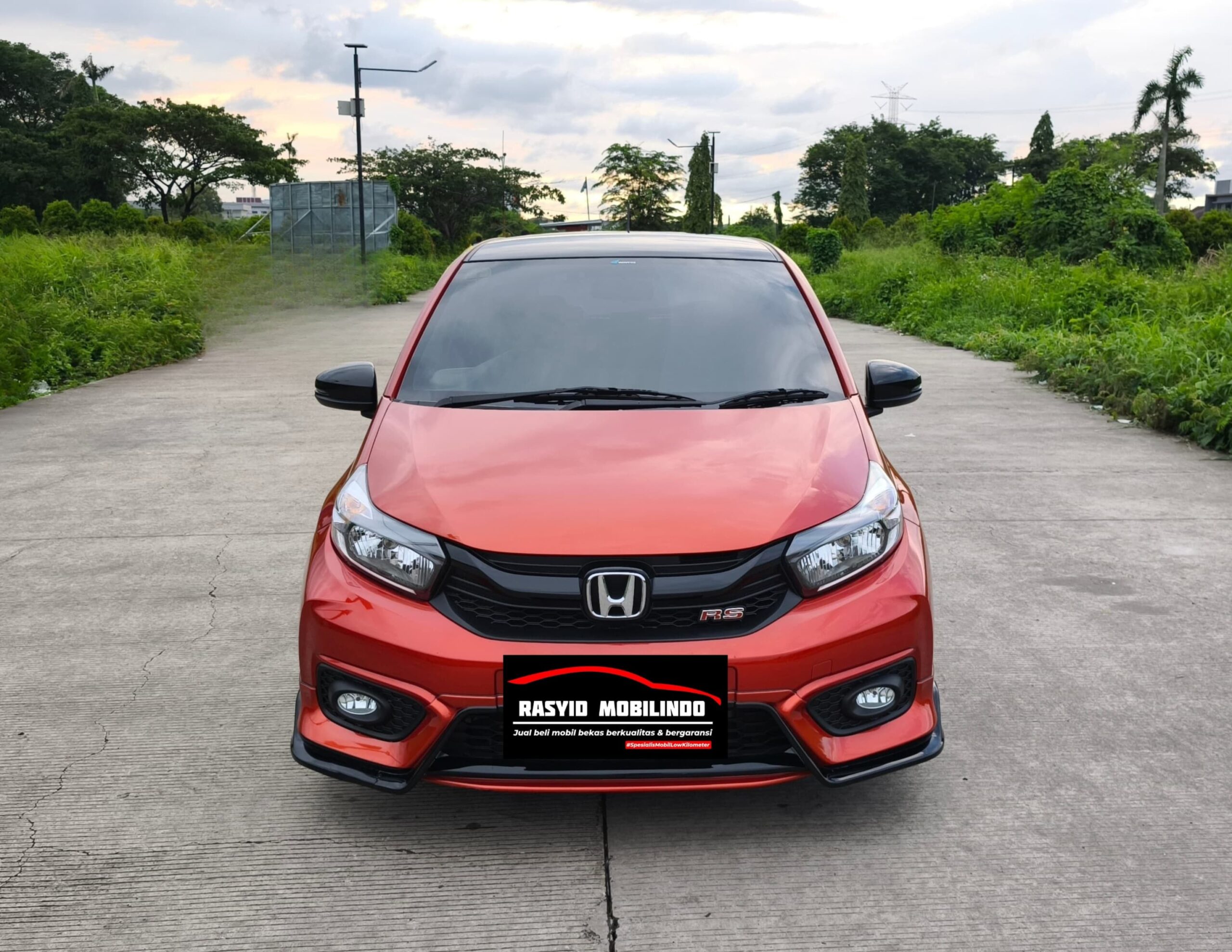 Honda Brio RS Urbanite 2022 CVT - Image 2