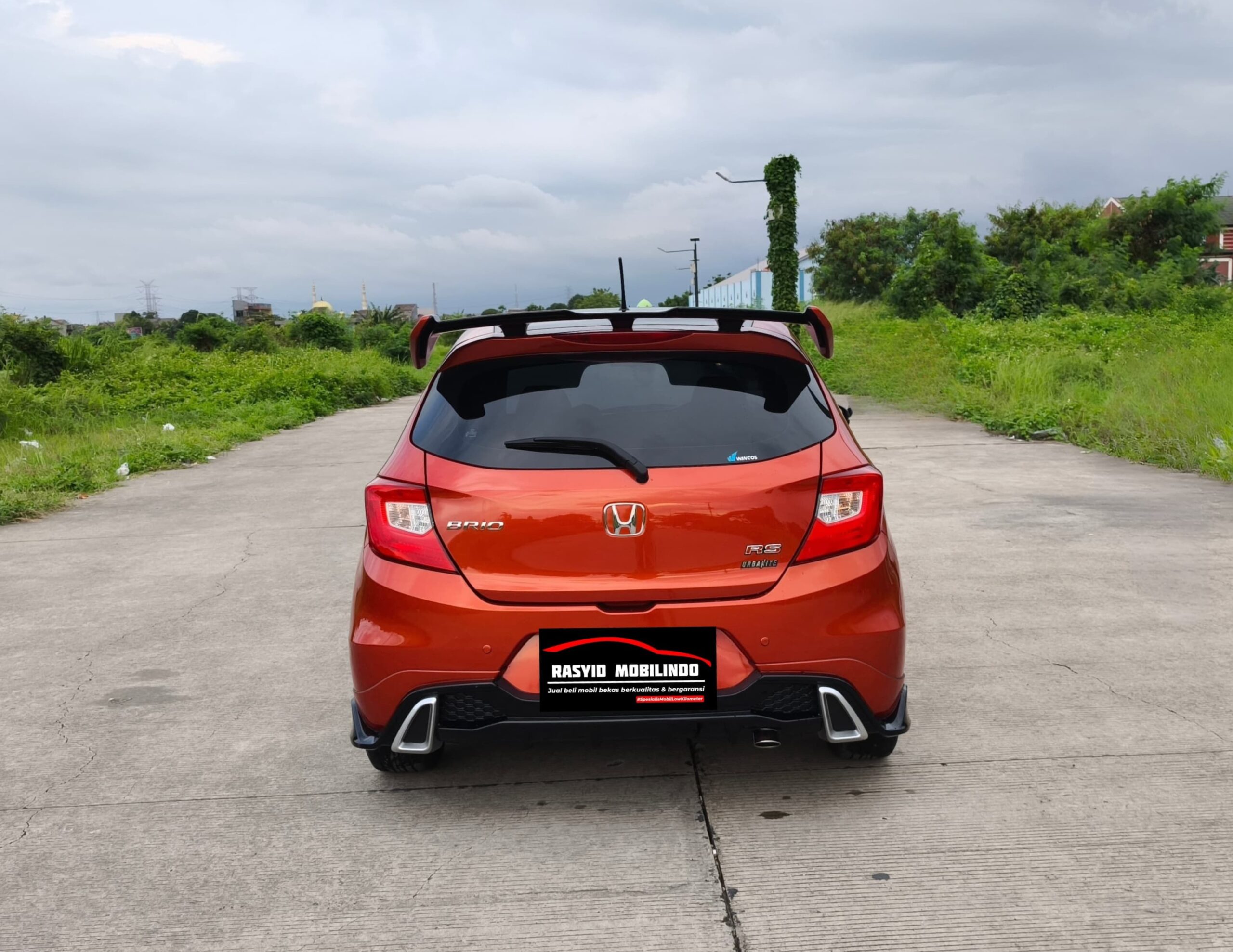 Honda Brio RS Urbanite 2022 CVT - Image 5