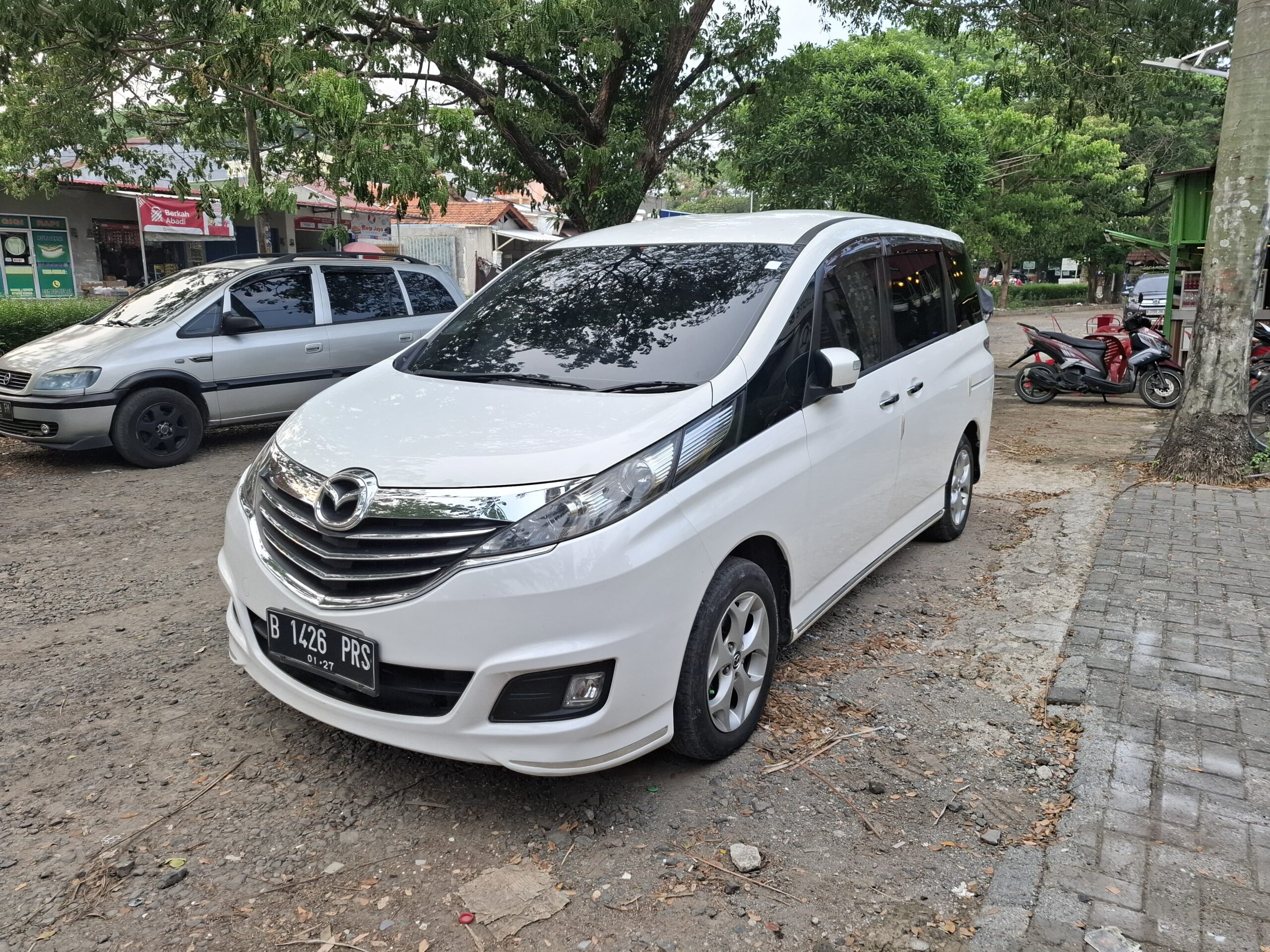 Mazda Biante Skyactiv 2014