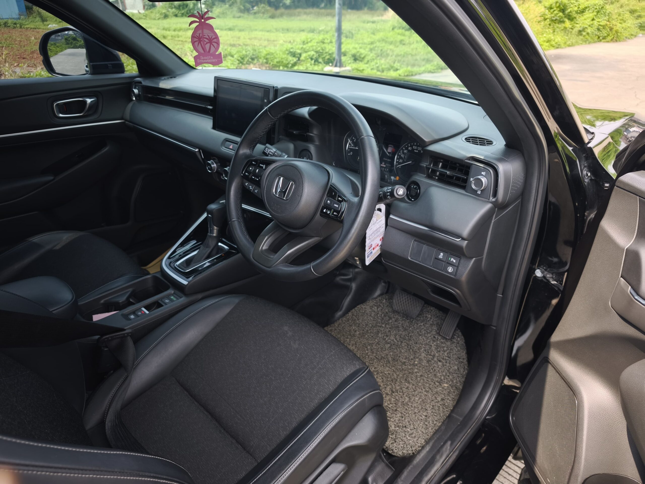 Honda HR-V SE 2022 A/T - Image 9