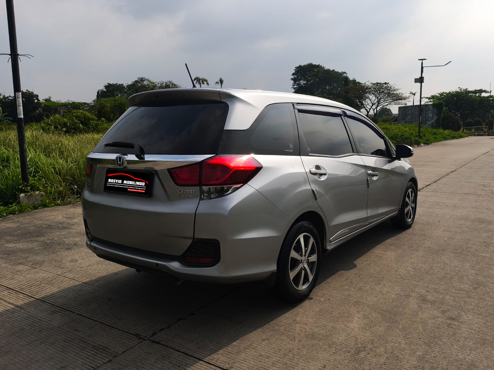 Honda Mobilio 1.5 E 2016 CVT - Image 5