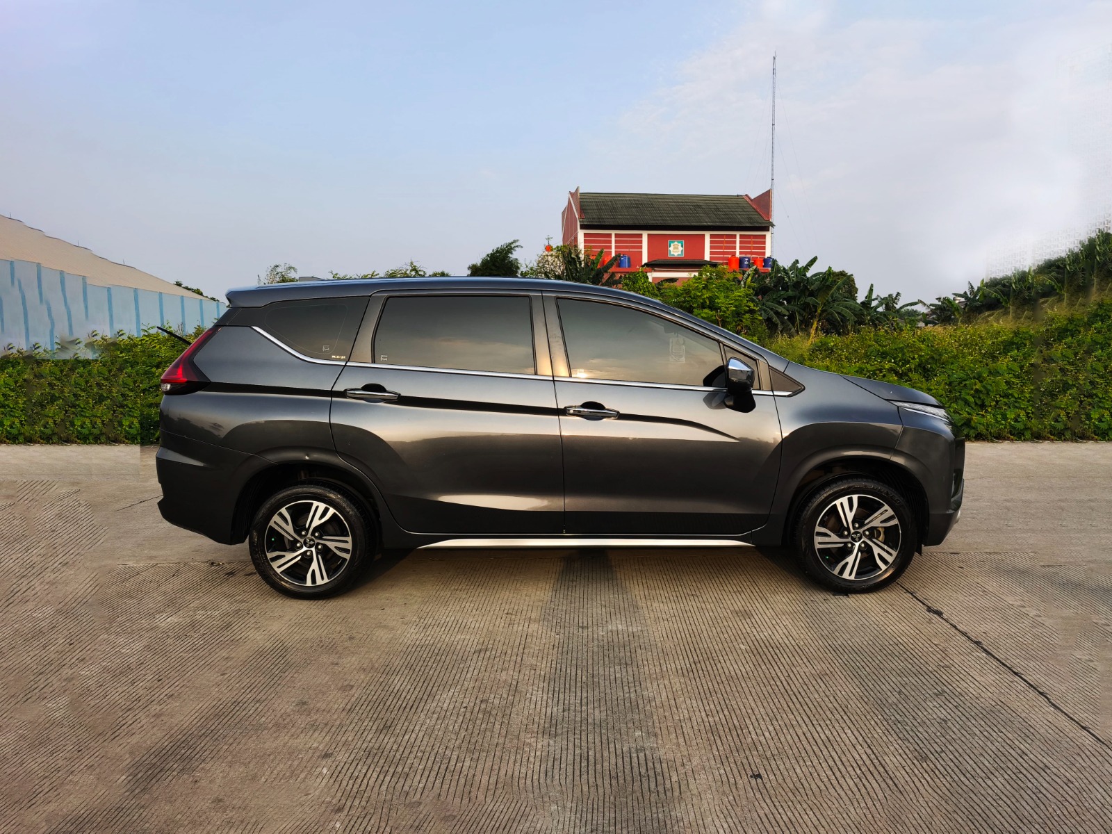 Mitsubishi Xpander Ultimate 2020 A/T - Image 7