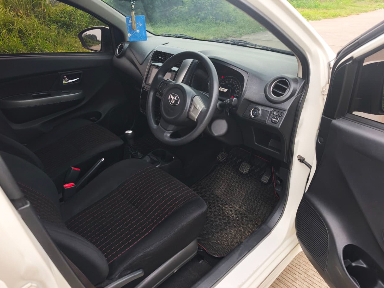 Toyota Agya TRD 2021 M/T - Image 9