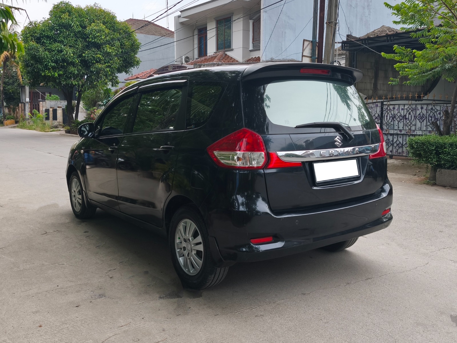 Suzuki Ertiga GL 2016 M/T - Image 6