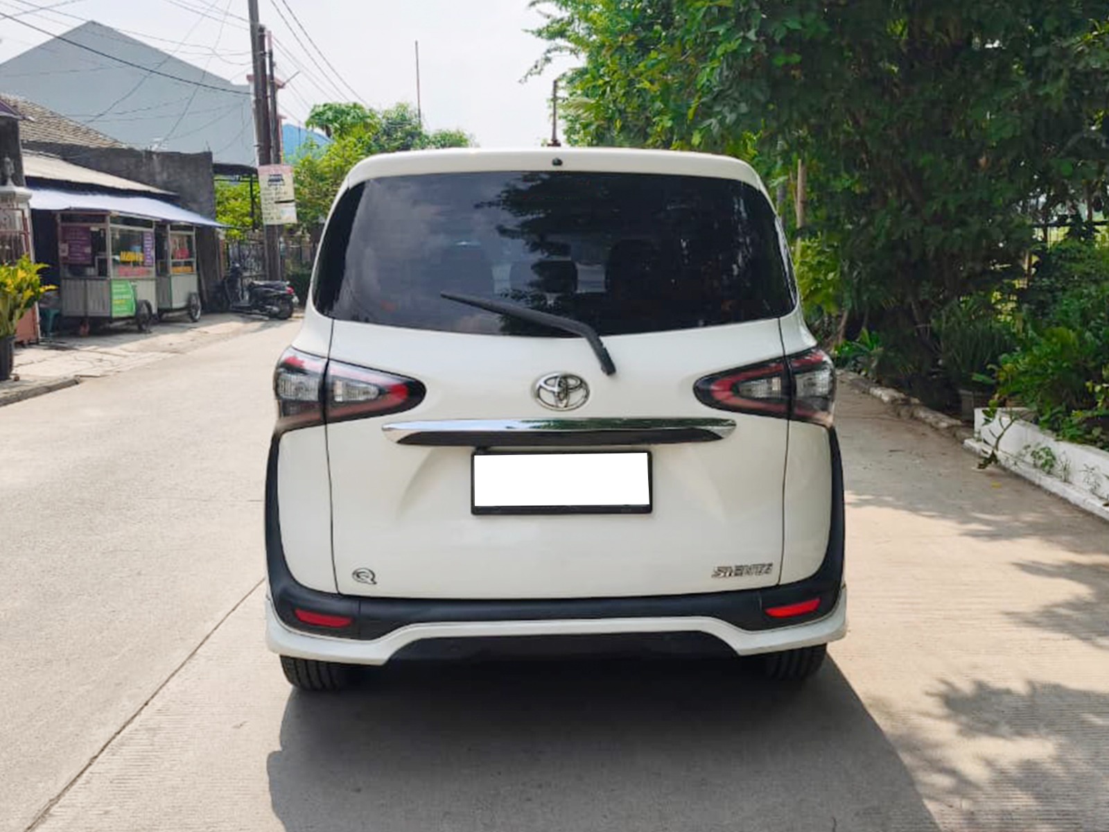 Toyota Sienta Q 2018 A/T - Image 4