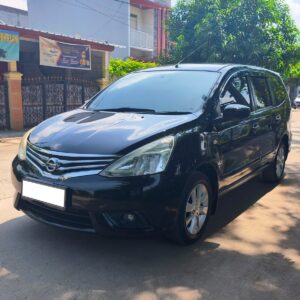 NISSAN GRAND LIVINA XV 2015 A/T
