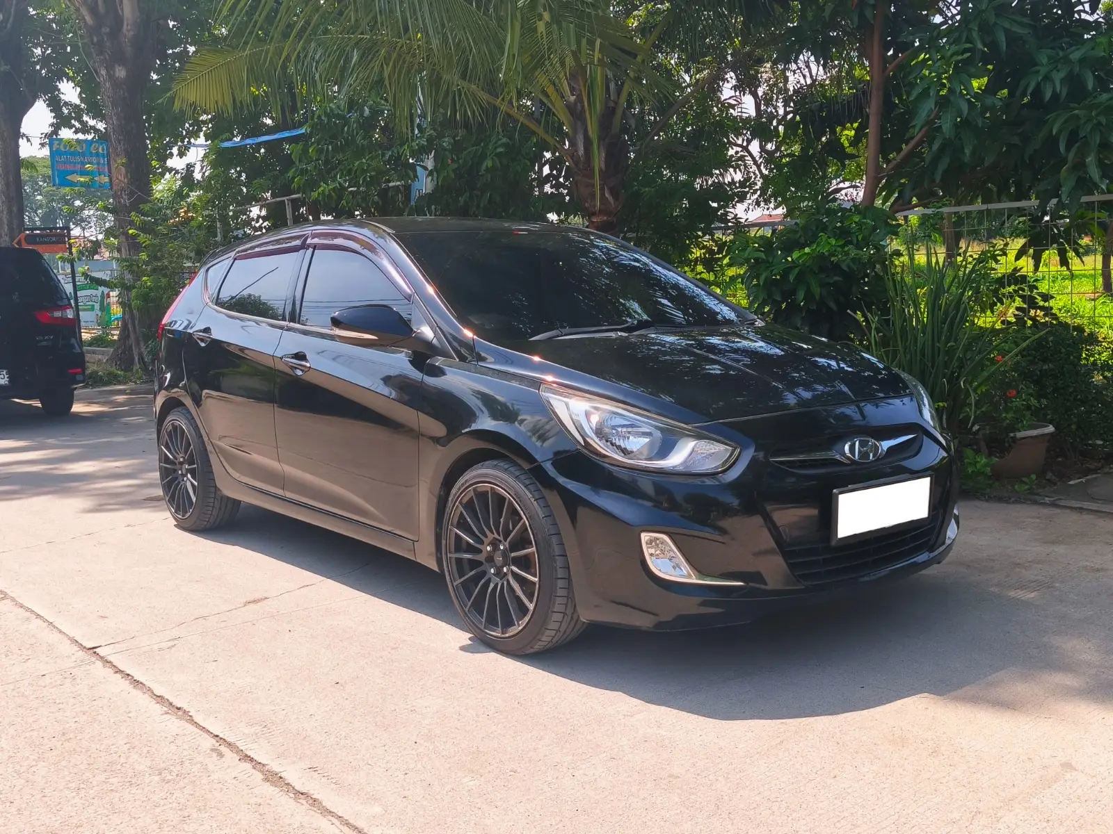 HYUNDAI GRAND NEW AVEGA A/T 2013 - Image 3