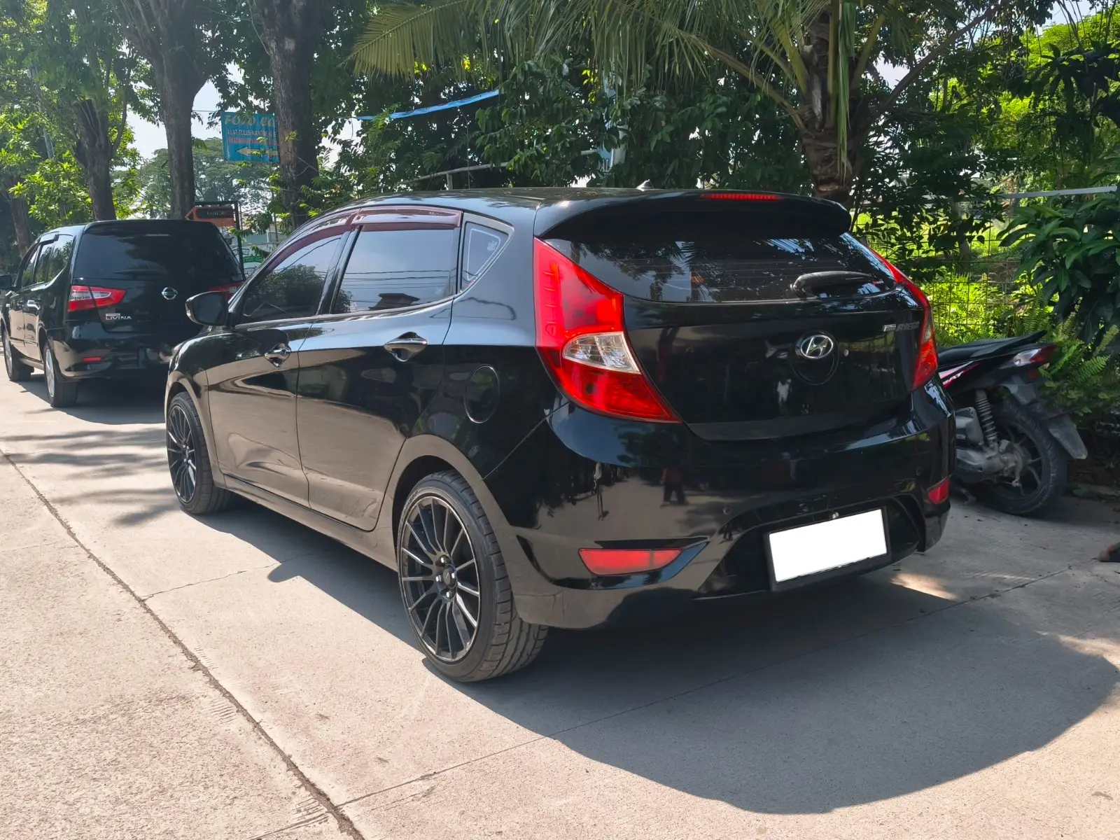 HYUNDAI GRAND NEW AVEGA A/T 2013 - Image 6