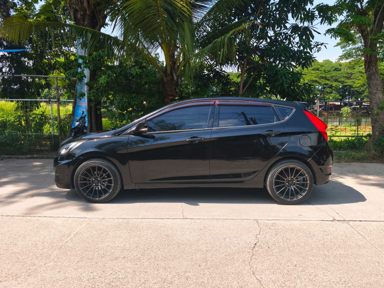 HYUNDAI GRAND NEW AVEGA A/T 2013 - Image 8