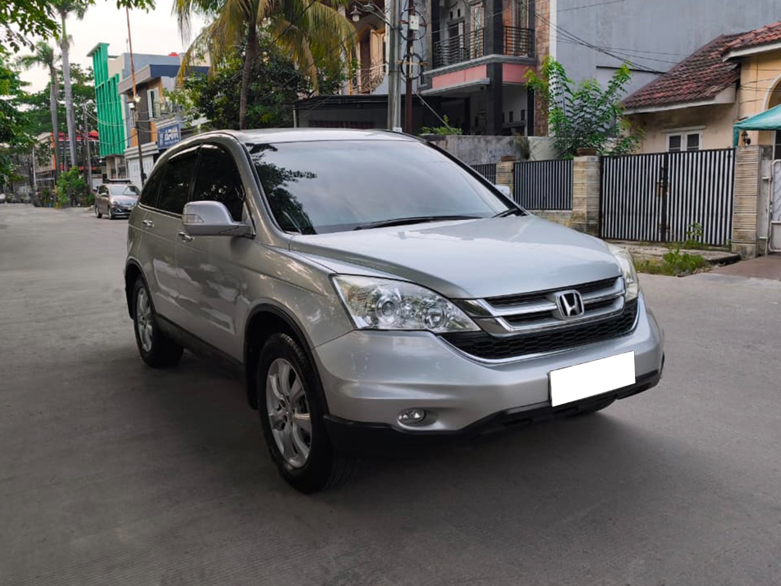 Honda CR-V 2.4 2010 A/T - Image 3