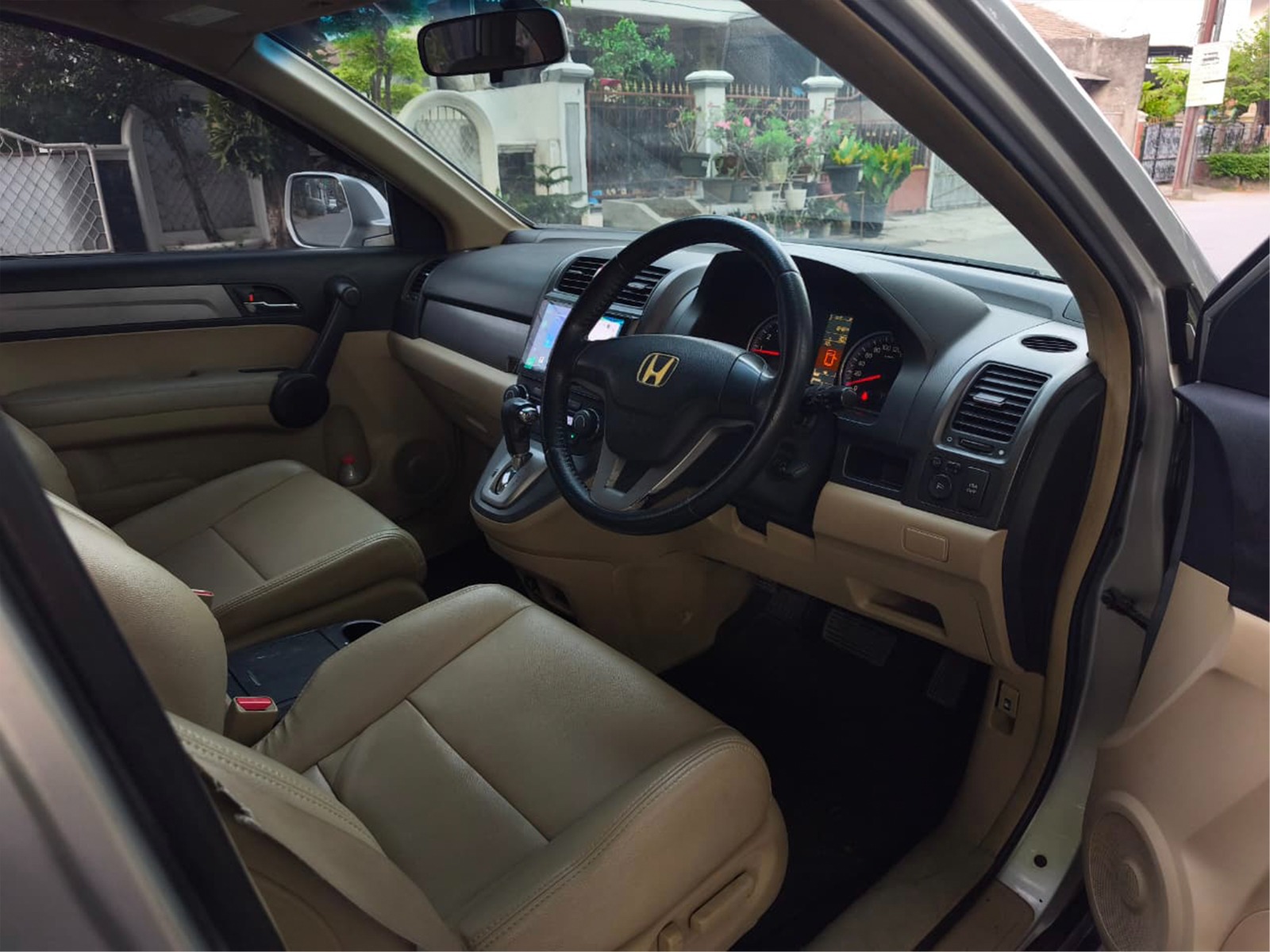 Honda CR-V 2.4 2010 A/T - Image 9