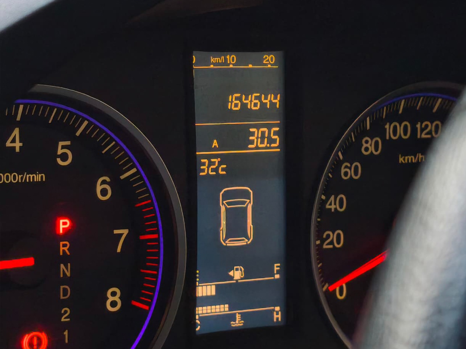 Honda CR-V 2.4 2010 A/T - Image 11