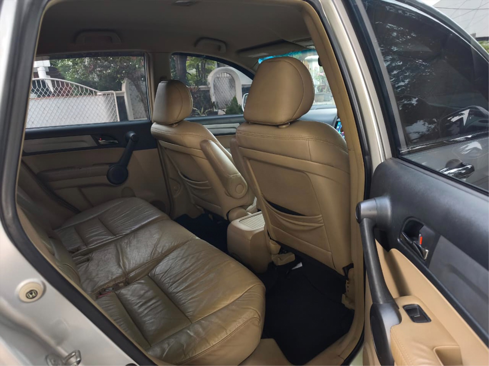 Honda CR-V 2.4 2010 A/T - Image 10