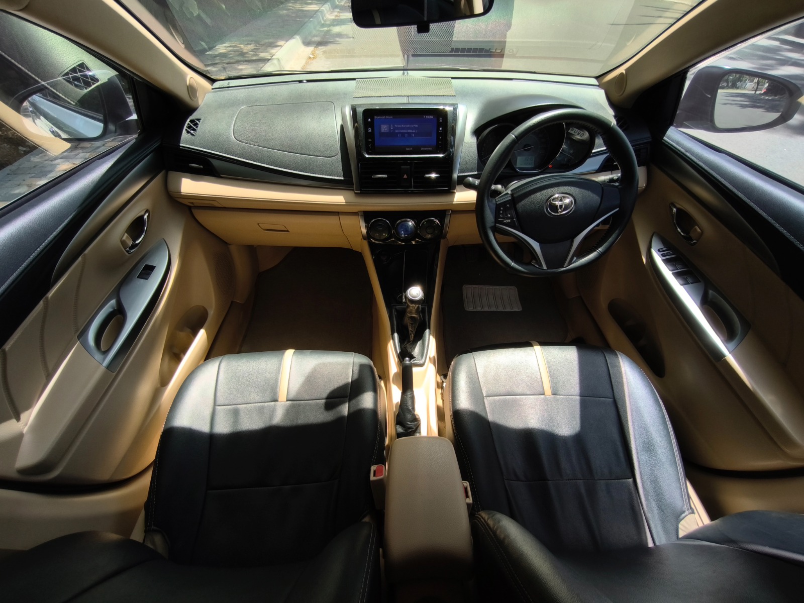 Toyota Vios G 2013 M/T - Image 11