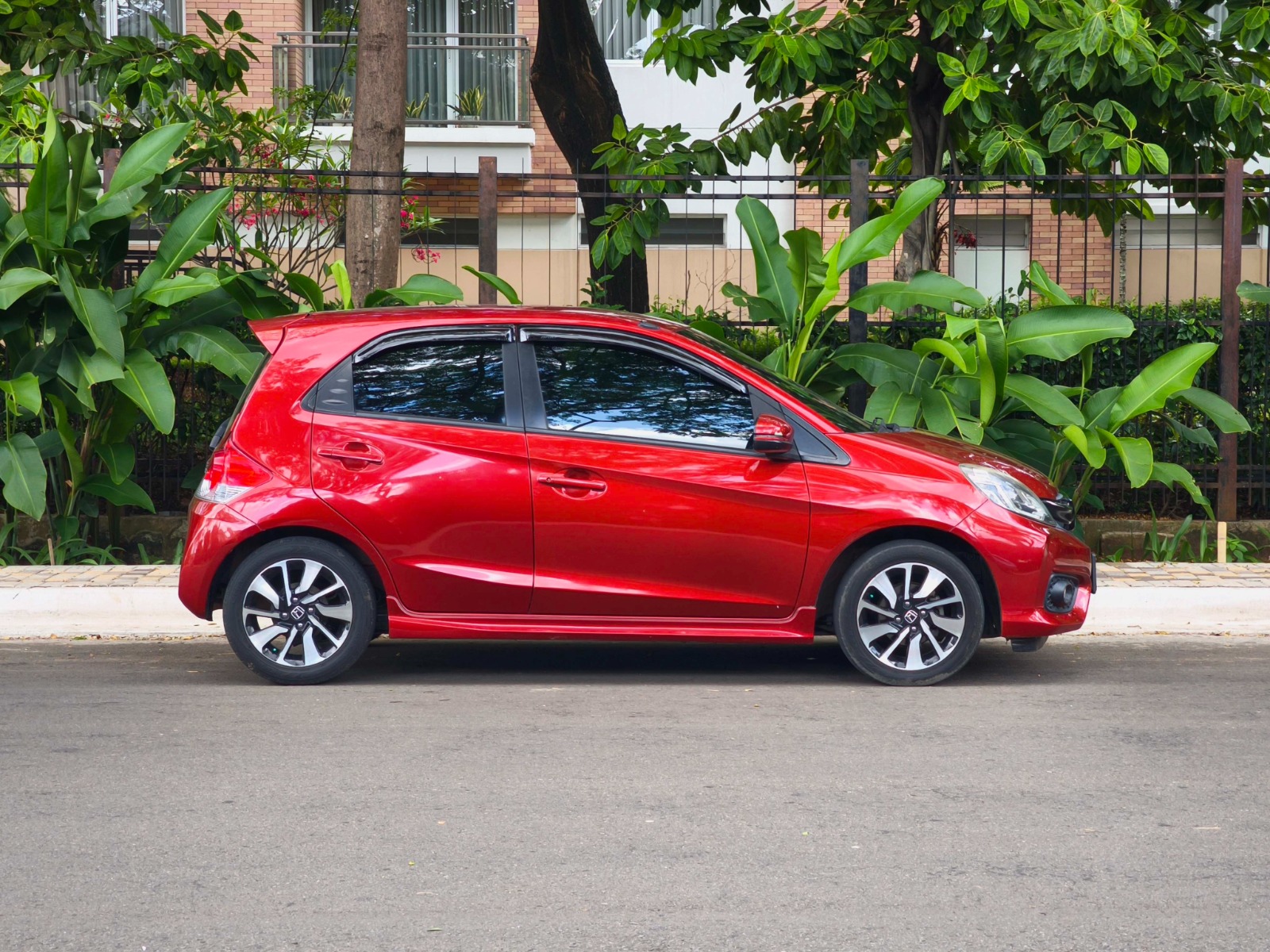 Honda Brio RS 2017 CVT - Image 8