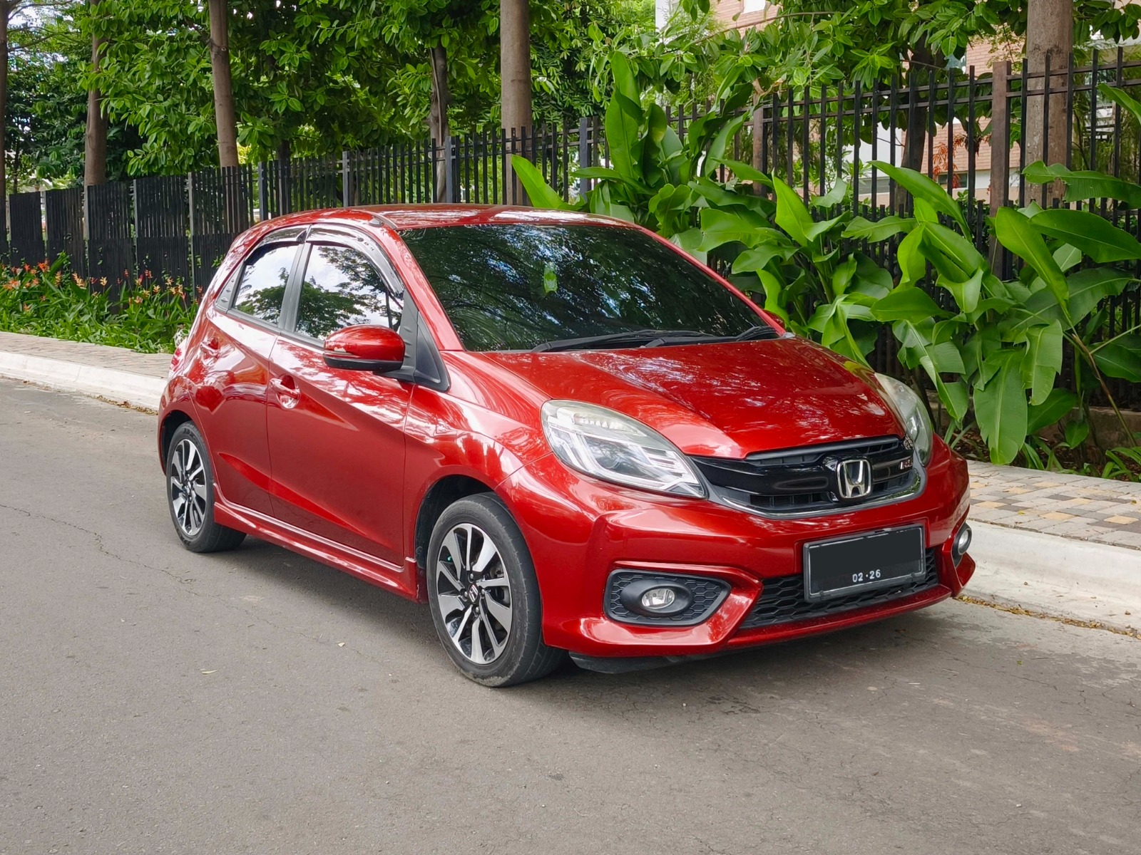 Honda Brio RS 2017 CVT - Image 3