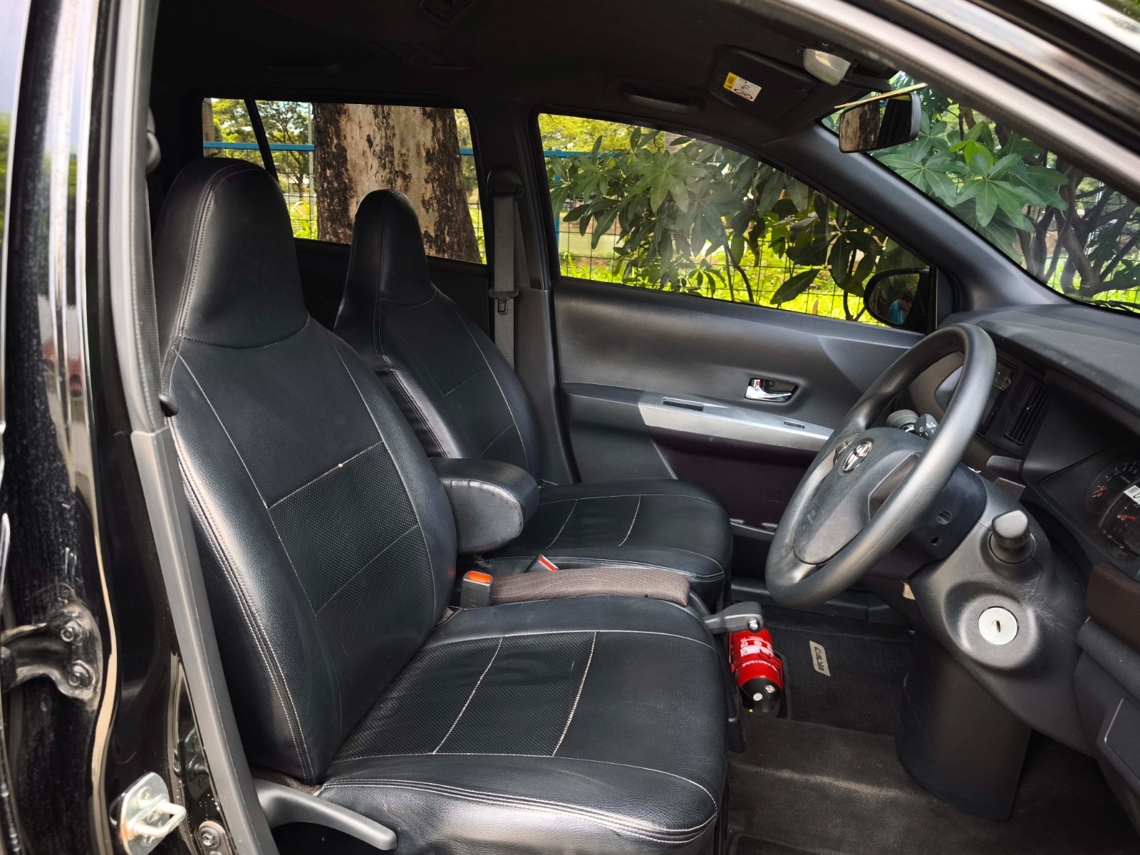 TOYOTA CALYA G 2023 A/T - Image 9