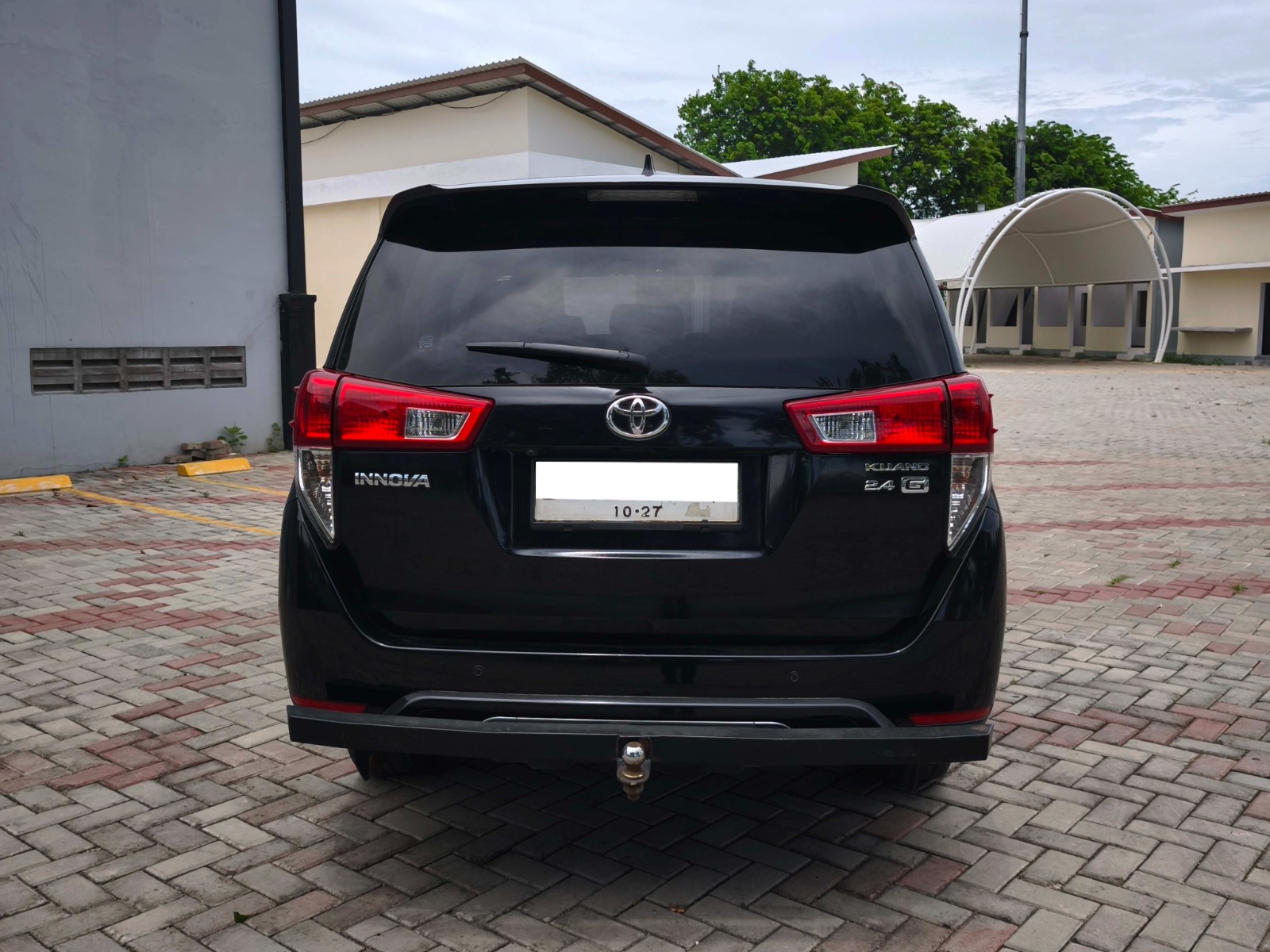 Toyota Innova 2.4 G 2022 A/T - Image 5