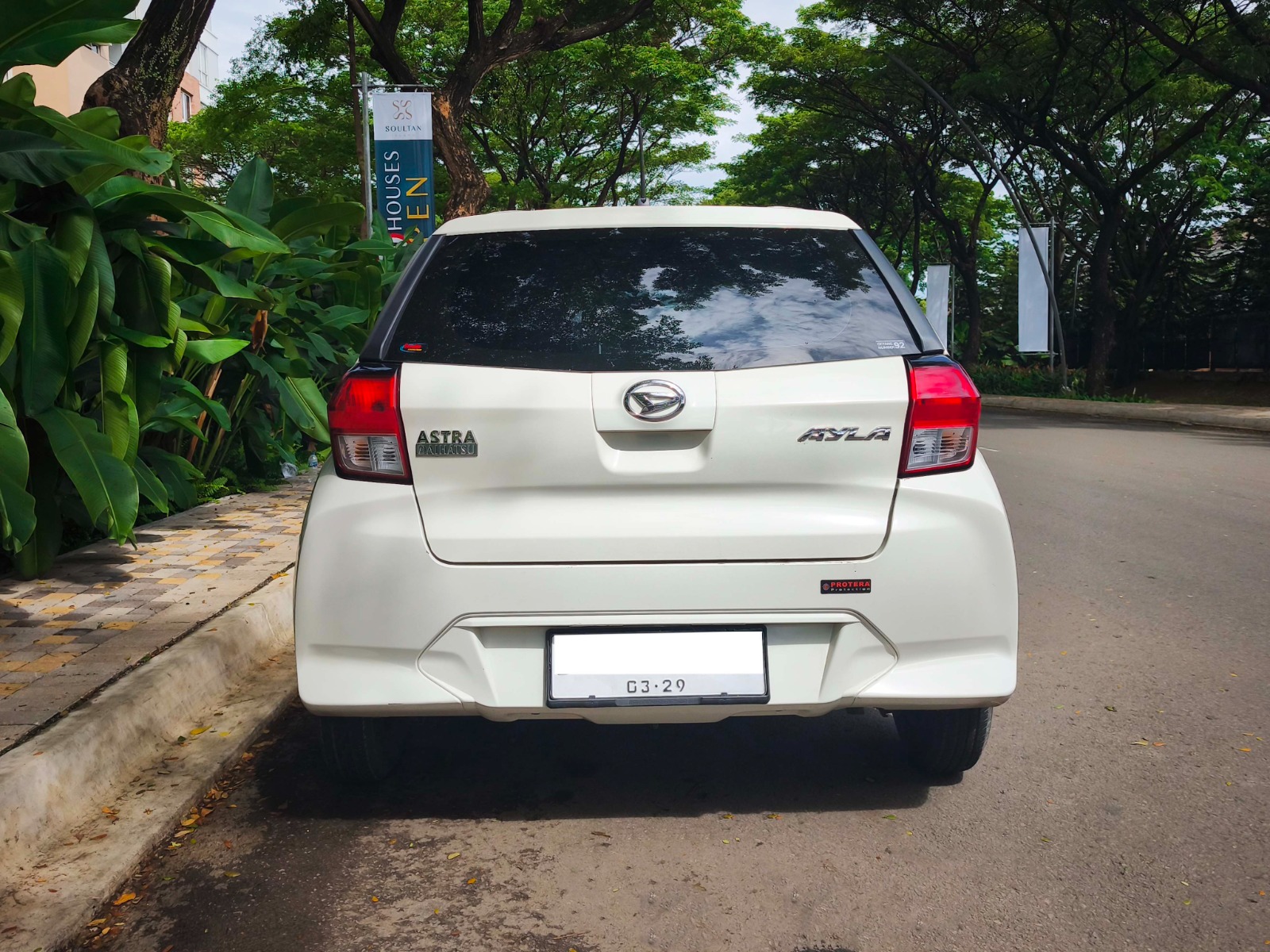 Daihatsu Ayla M 2024 M/T - Image 5