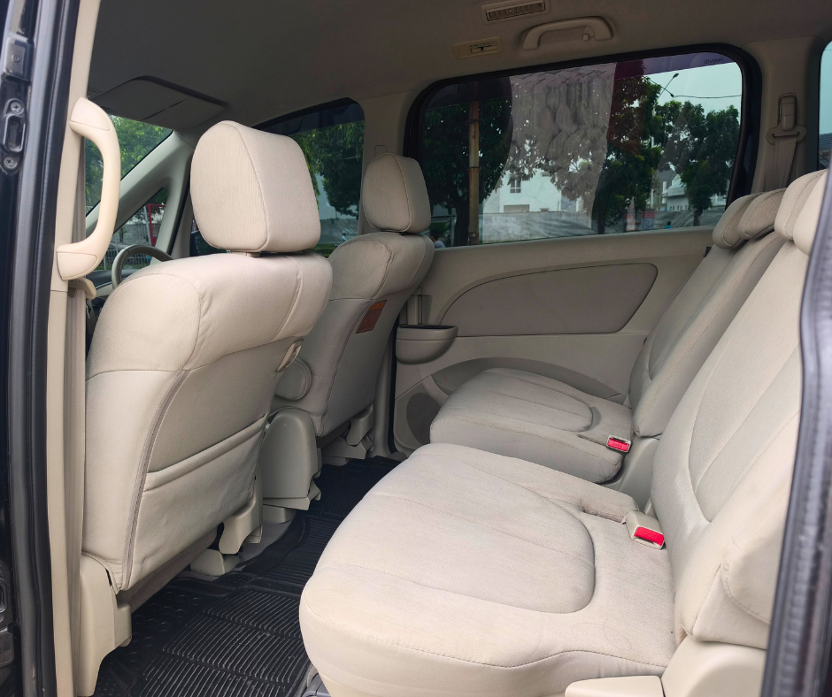 Mazda Biante 2.0 A/T 2013 - Image 10