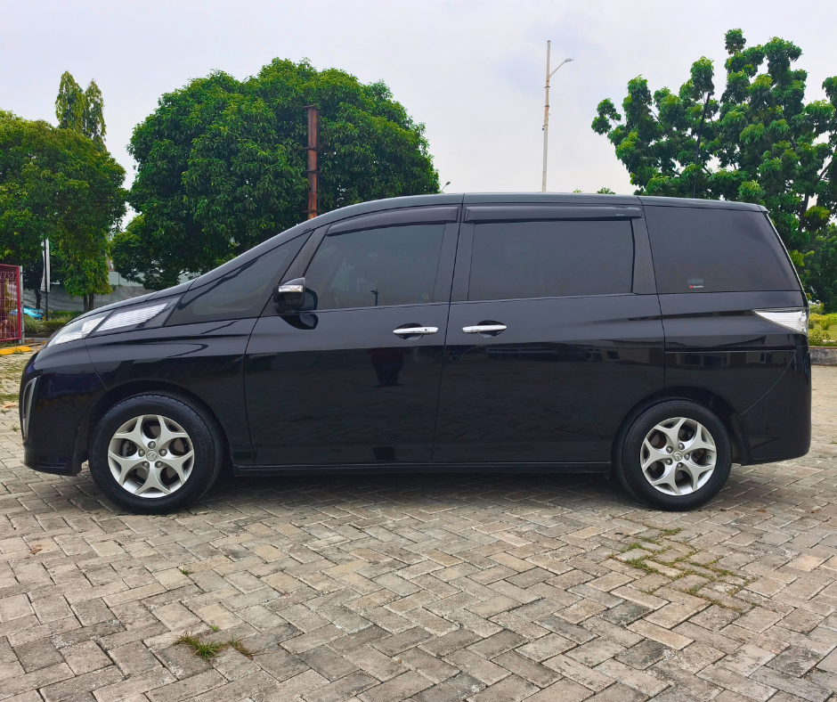 Mazda Biante 2.0 A/T 2013 - Image 8