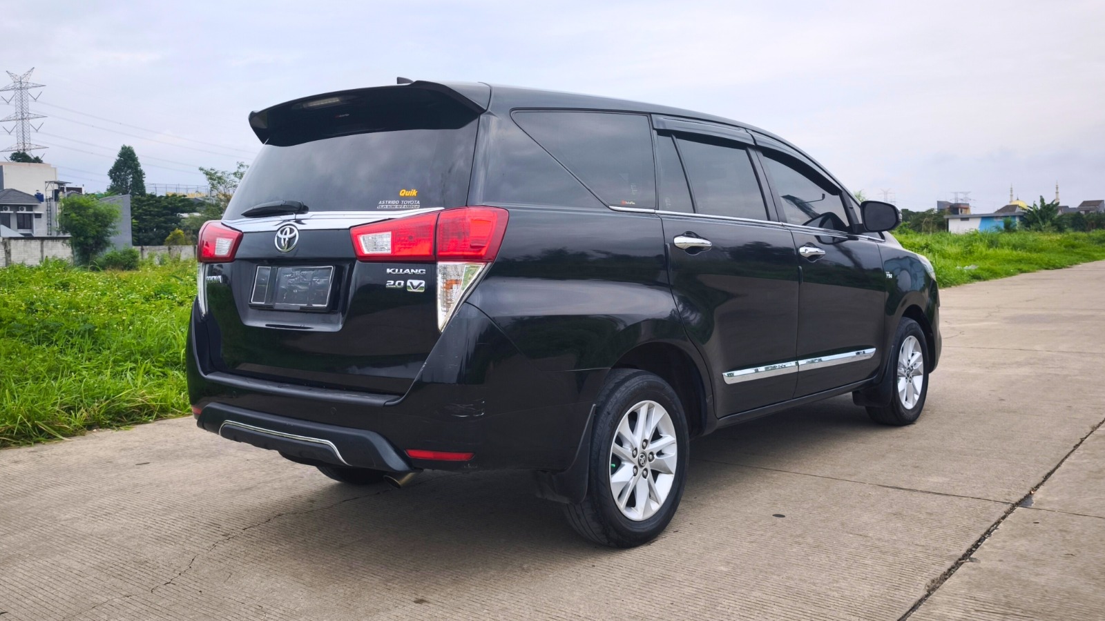 Toyota Innova G Luxury 2017 A/T - Image 4