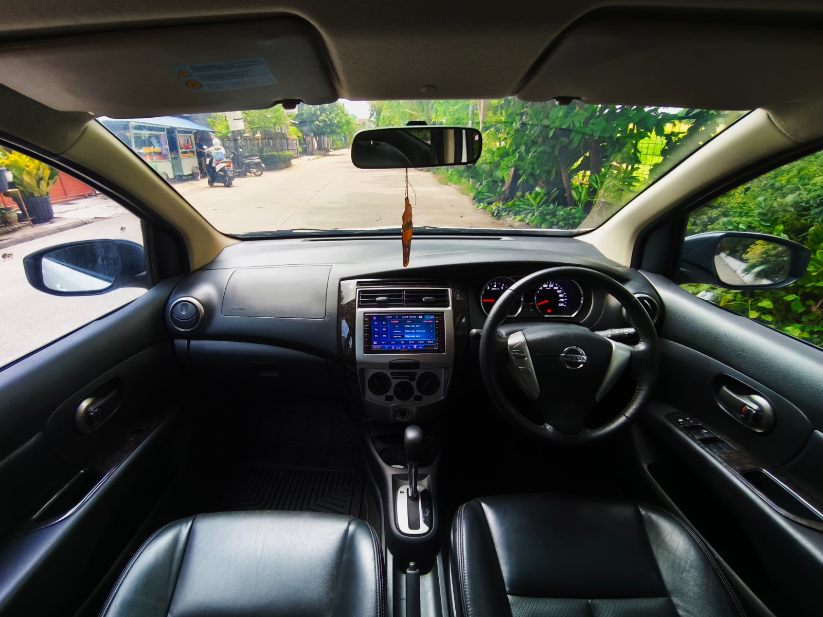 Grand Livina HWS Autech 2017 A/T - Image 13