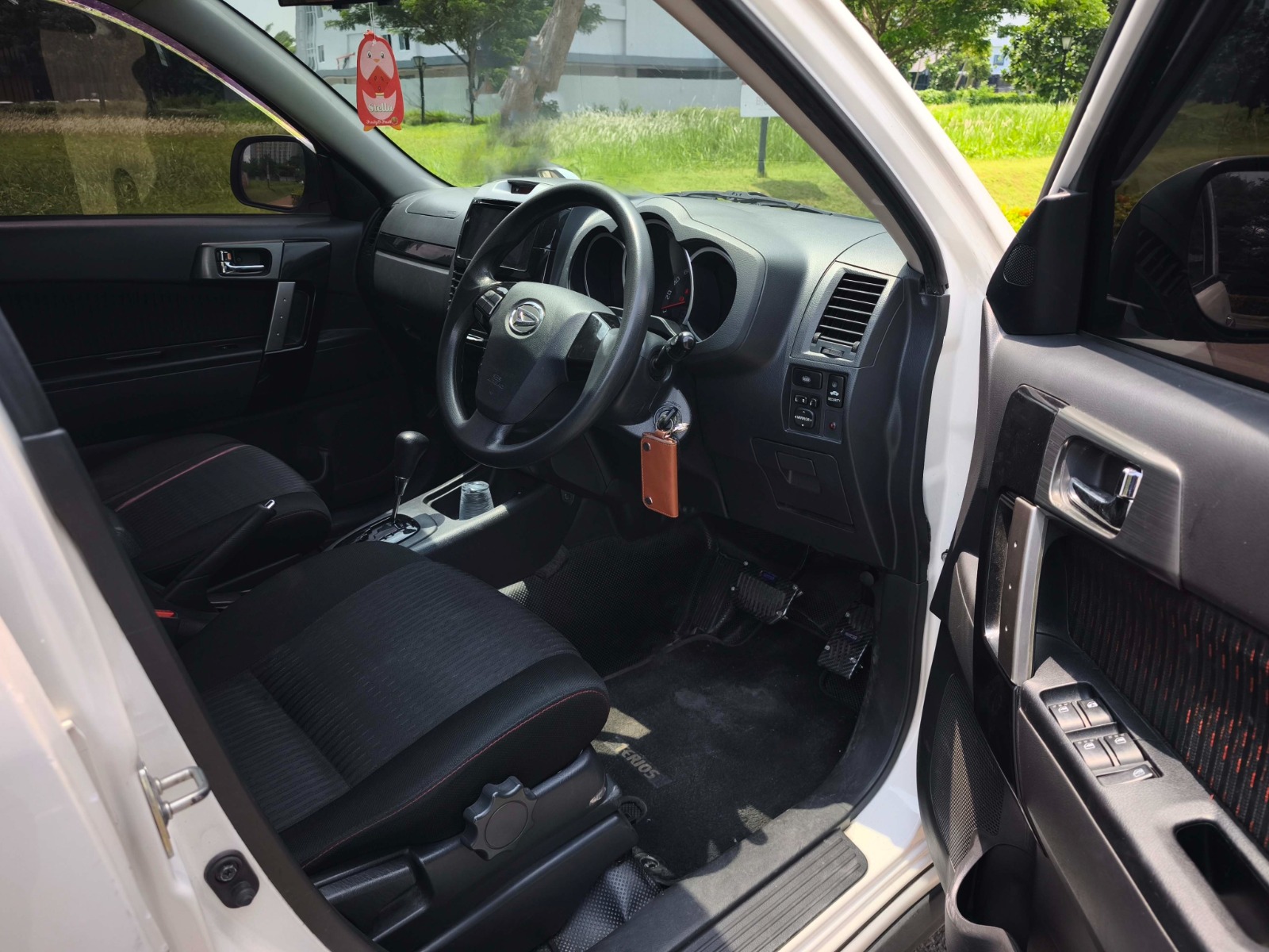 Daihatsu Terios R AT Adventure 2017 - Image 9