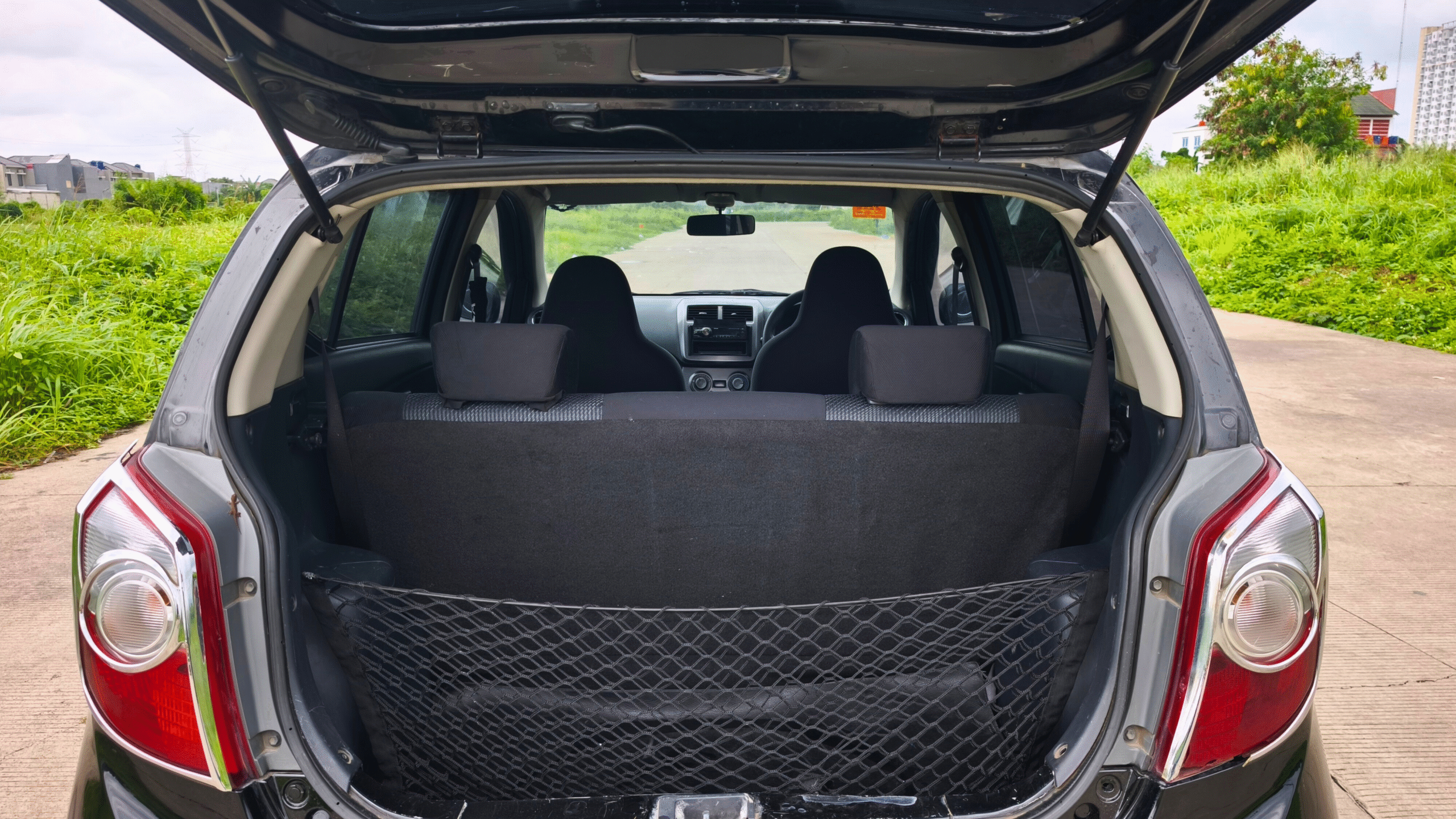 Ayla X AT 2021 Hitam - Image 11