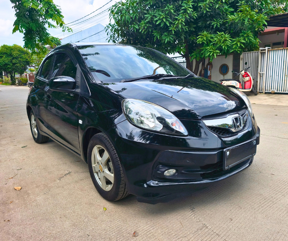 Honda Brio E AT 2015 Hitam - Image 3