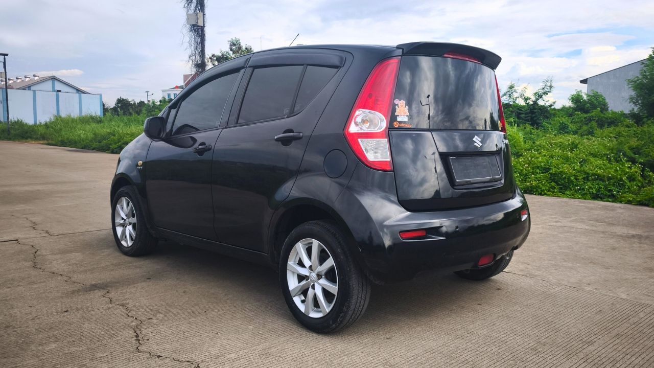 Suzuki Splash GL MT 2015 Hitam - Image 5