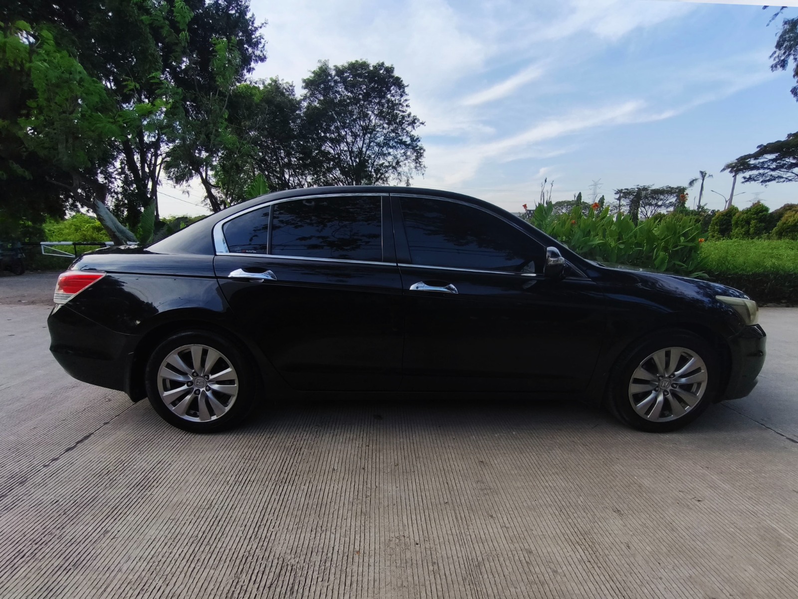 Honda Accord VTIL 2011 Hitam - Image 6