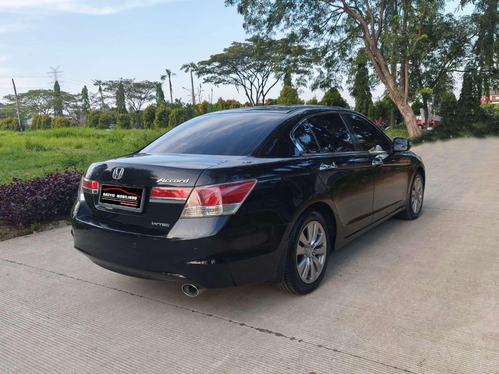 Honda Accord VTIL 2011 Hitam - Image 8